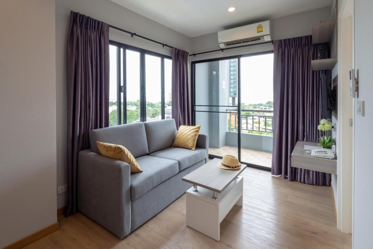 Horsehill Hotel Sriracha راشا سي المظهر الخارجي الصورة
